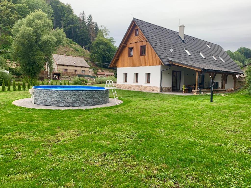 The Retreat Zdarky Exterior foto