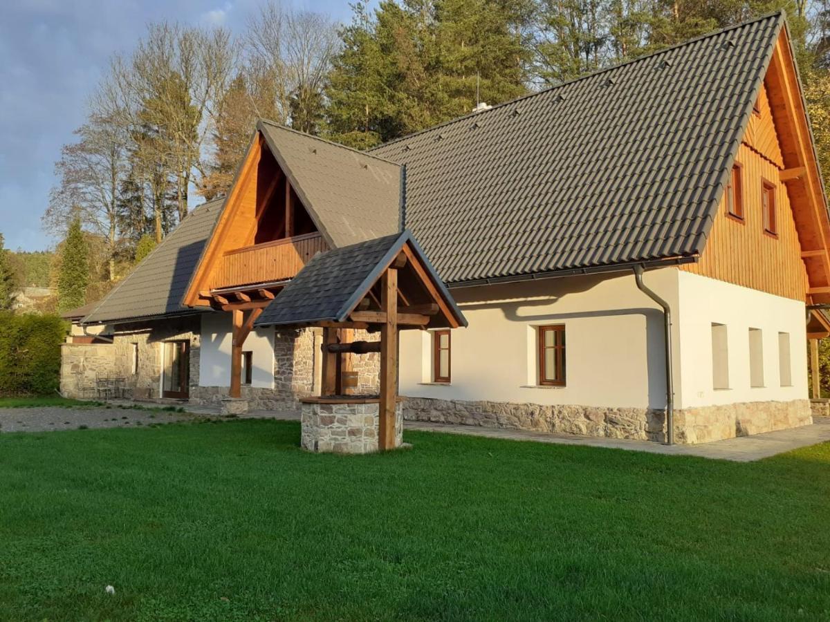 The Retreat Zdarky Exterior foto